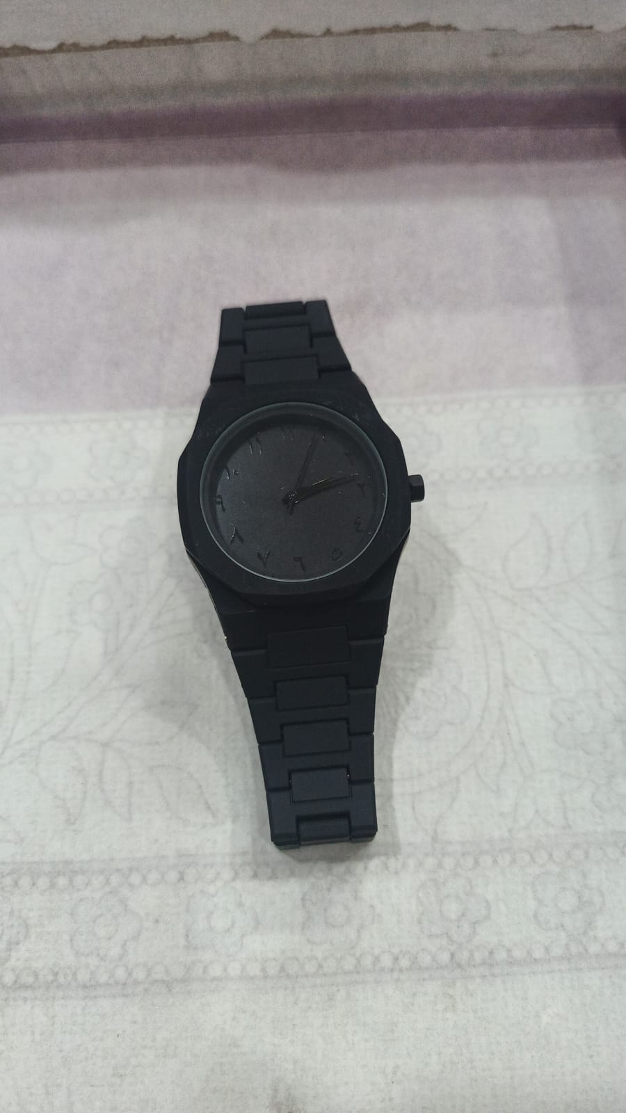 Black Aura Arabic Watch